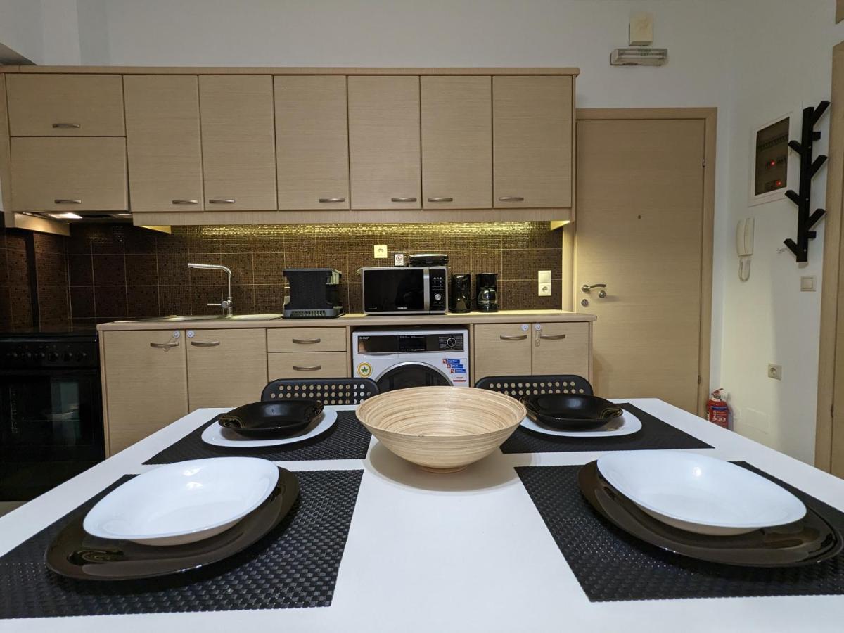 Cozy Apartment Near The City Centre イラクリオン エクステリア 写真